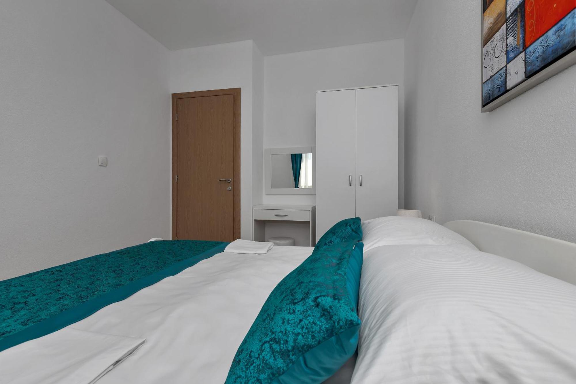 Apartments Villa Medo Makarska Oda fotoğraf