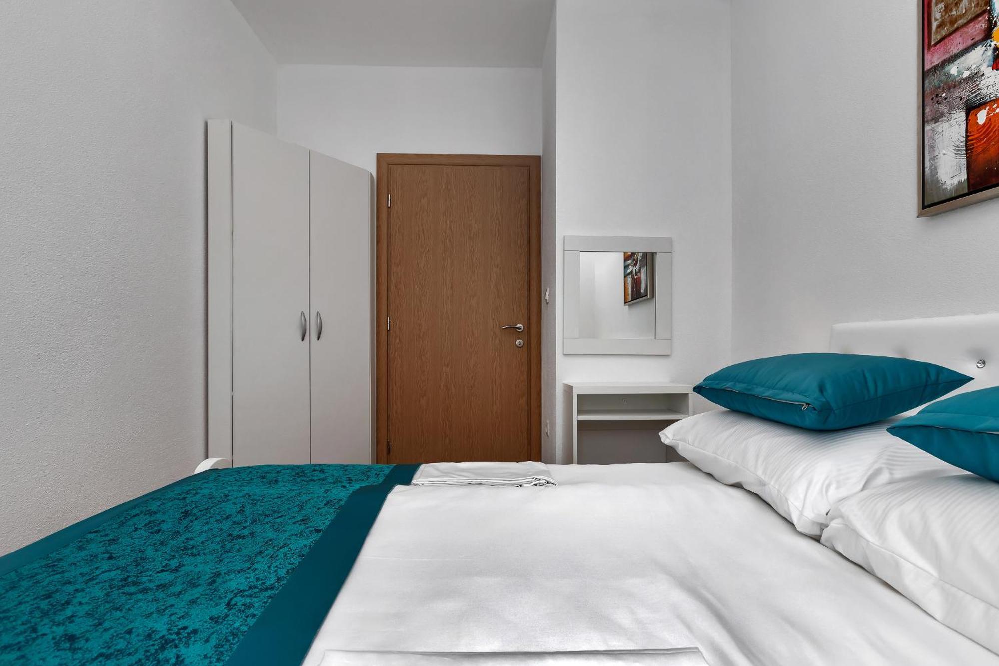 Apartments Villa Medo Makarska Oda fotoğraf